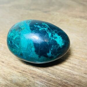 Chrysocolla Malachite Green Blue Polished Egg 164 Grams